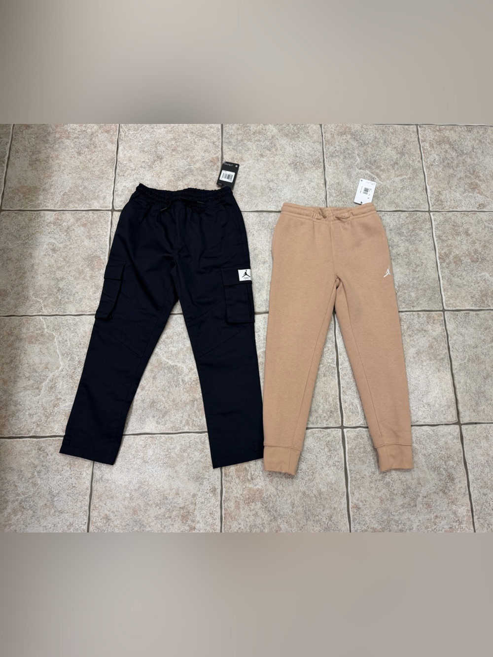 Boys Jordan bundle Essential Utility Cargo Pants and Joggers size small